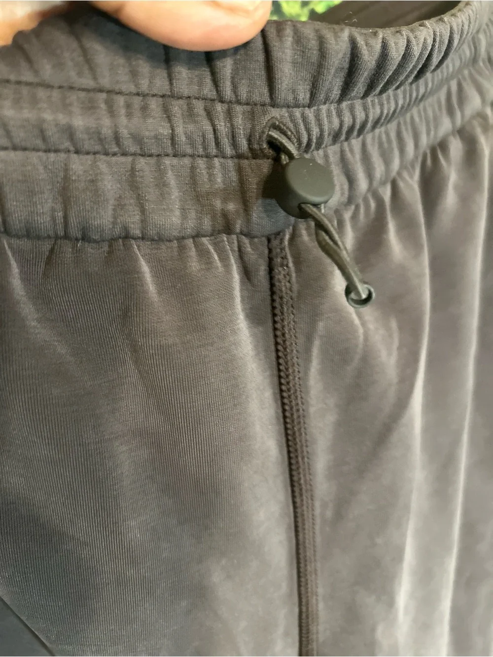 Lululemon Active Joggers in Mauve/Gray w Pockets/drawstring w FREE Lululemon Bra